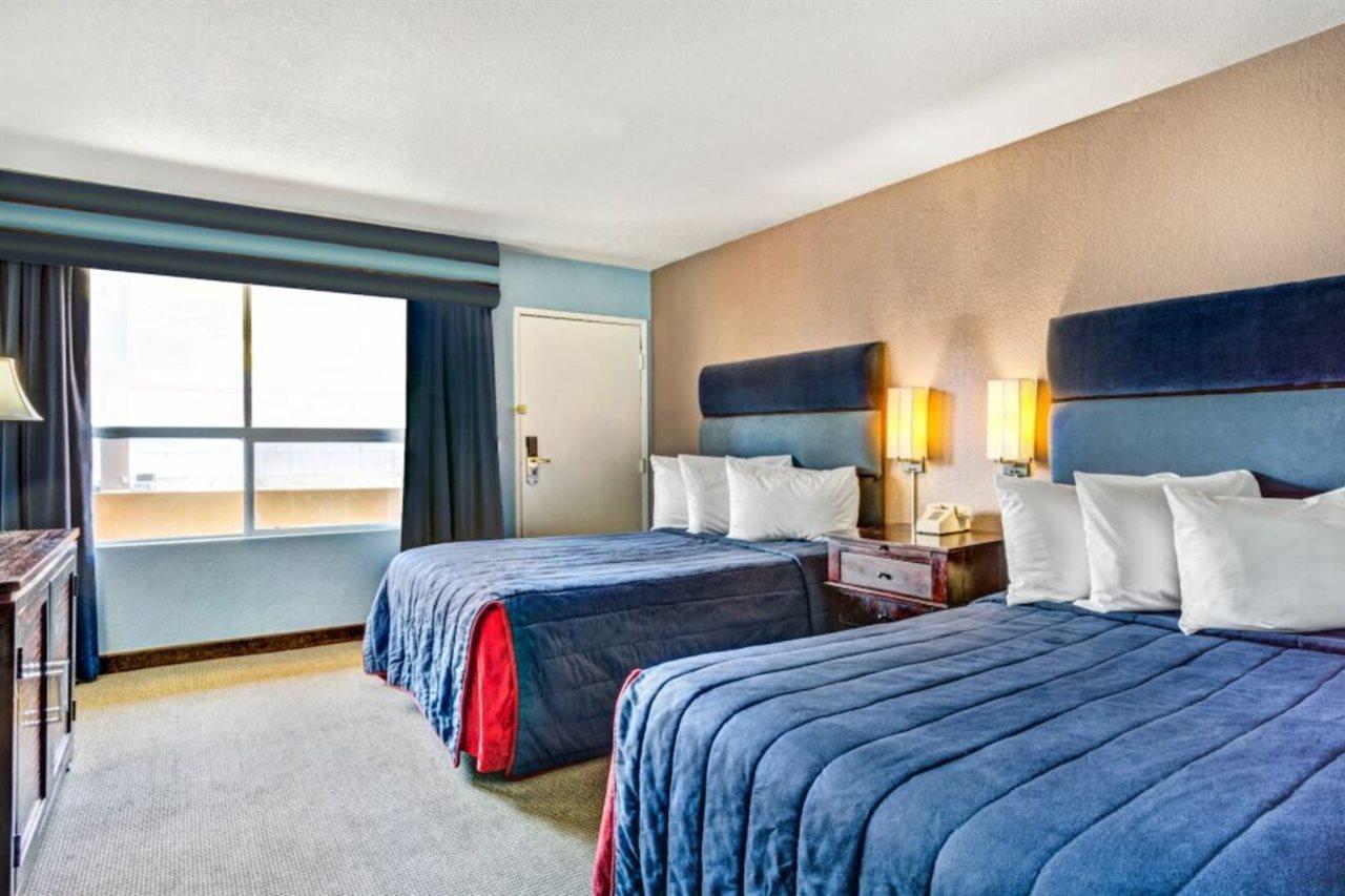 Travelodge By Wyndham Las Vegas Center Strip Εξωτερικό φωτογραφία
