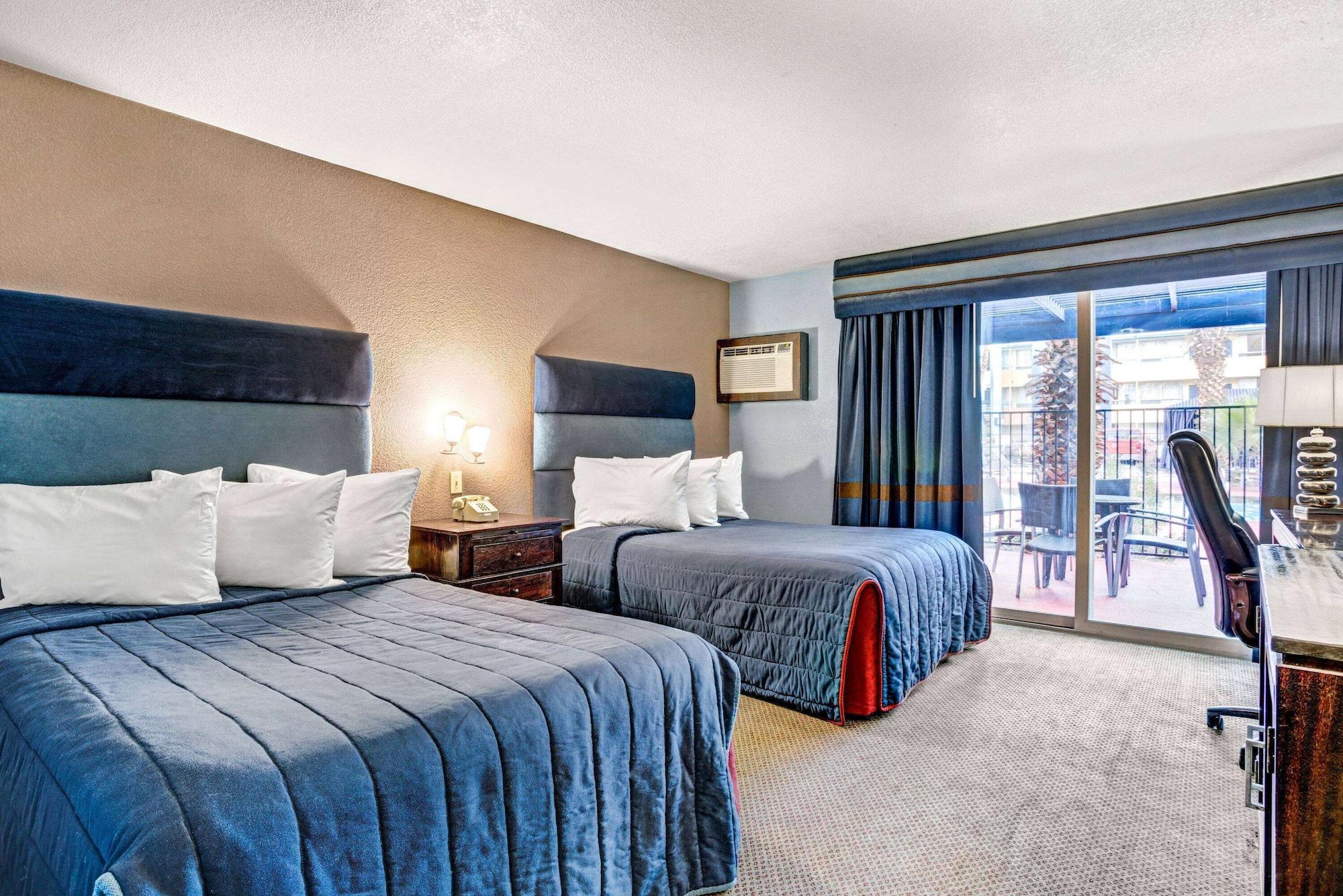 Travelodge By Wyndham Las Vegas Center Strip Εξωτερικό φωτογραφία